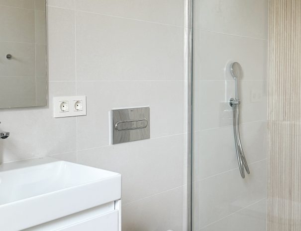 apt02 - IMG_1174-B